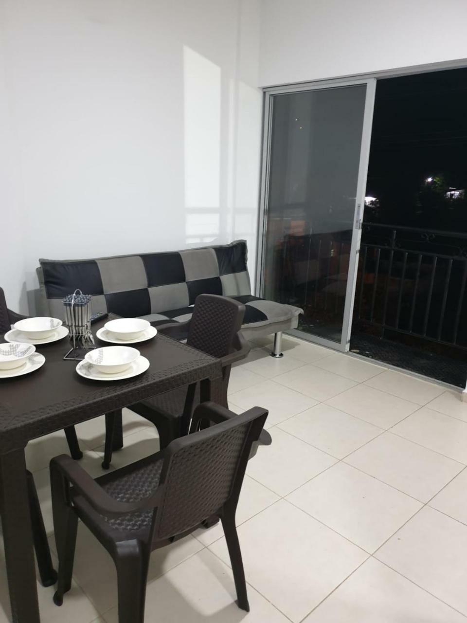 Villa Aurora 멜가르 외부 사진
